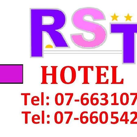 Rst Hotel 新山 外观 照片